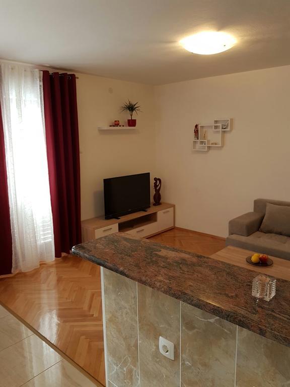 Apartment Vice Mali Split Eksteriør billede