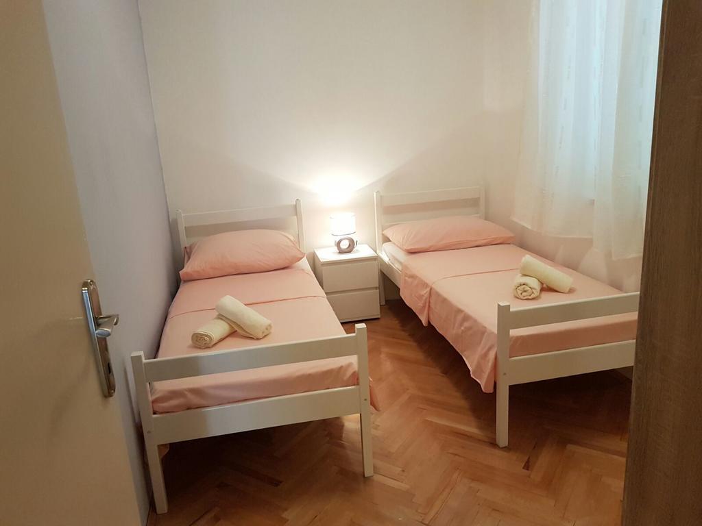 Apartment Vice Mali Split Eksteriør billede